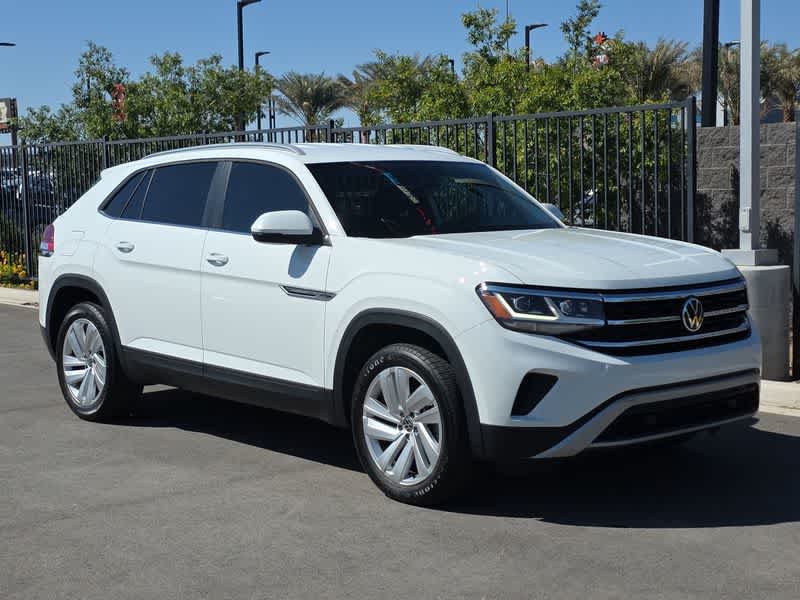 2021 Volkswagen Atlas Cross Sport V6 SE Technology photo 2