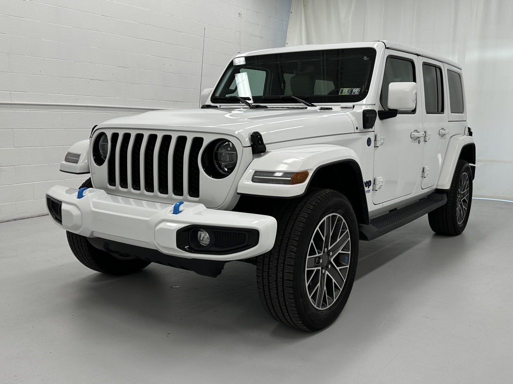 2022 Jeep Wrangler Unlimited Sahara High Altitude 4xe photo 4
