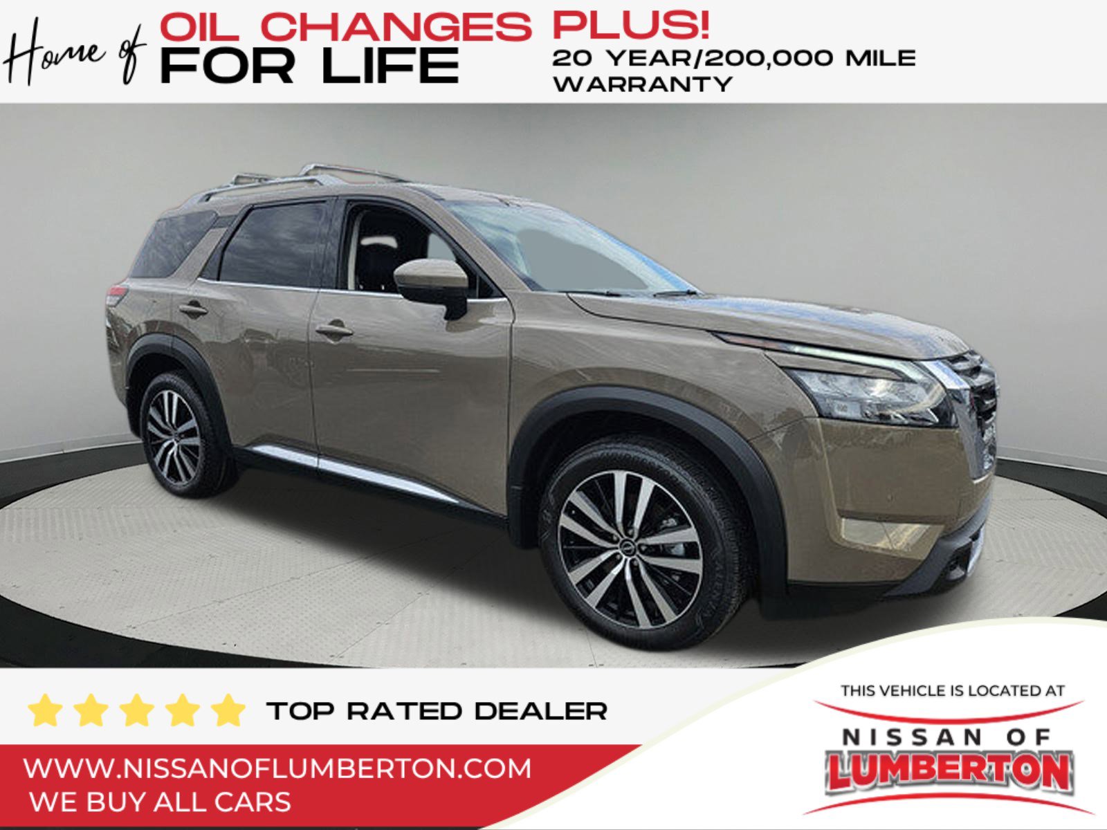 2025 Nissan Pathfinder Platinum's photo
