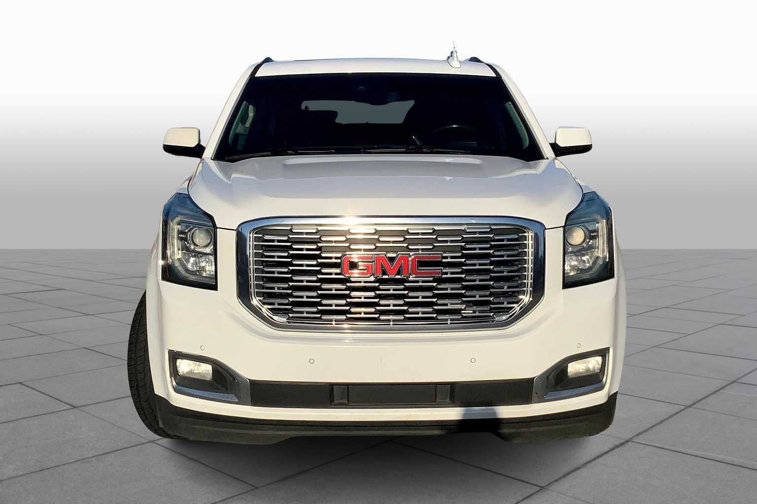 2018 Gmc Yukon XL Denali photo 3