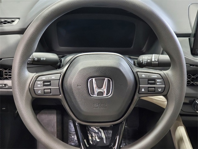 2025 Honda Accord LX photo 17