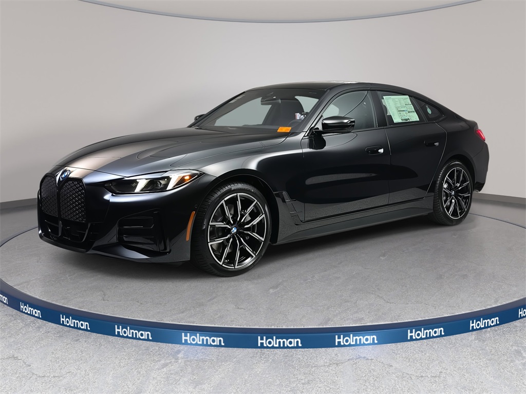 2025 BMW i4 40's photo