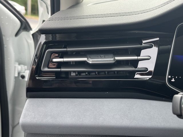 2026 Volkswagen Jetta SE photo 29
