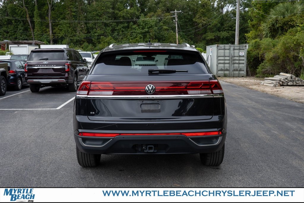 2024 Volkswagen Atlas Cross Sport SE Technology photo 3