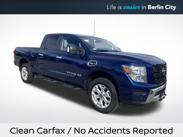 2020 Nissan Titan XD SV's photo