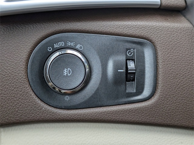 2015 Cadillac SRX Performance photo 23