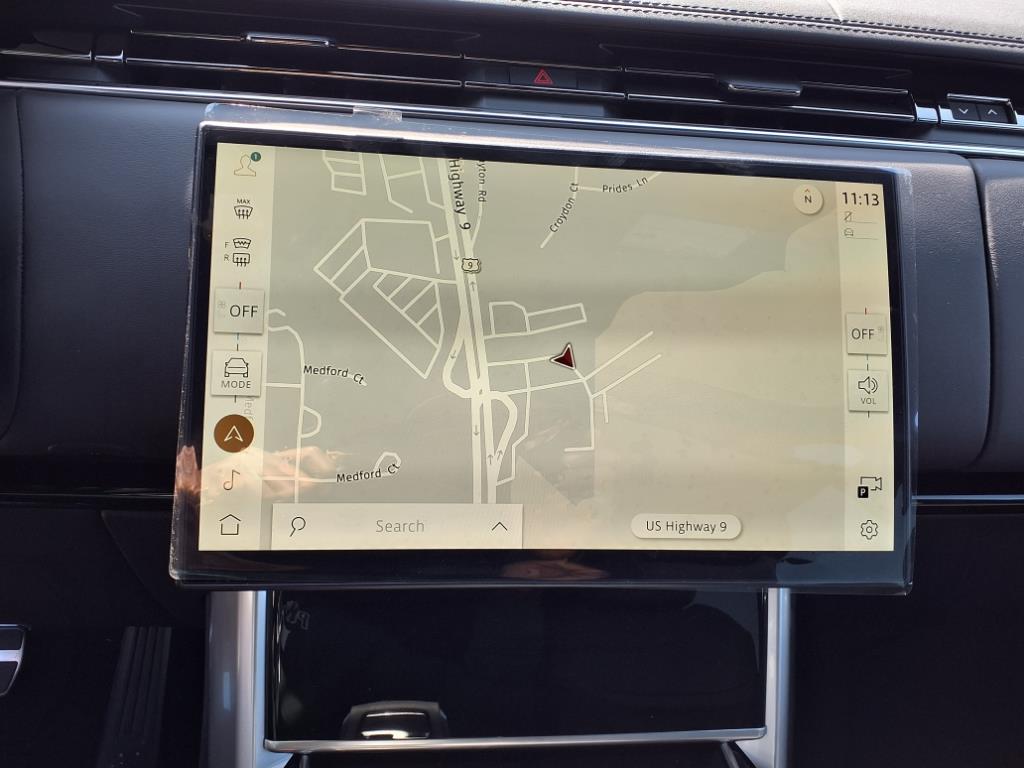 2025 Land Rover Range Rover SE photo 12