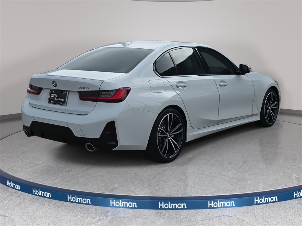 2023 Bmw 330i Sedan photo 3