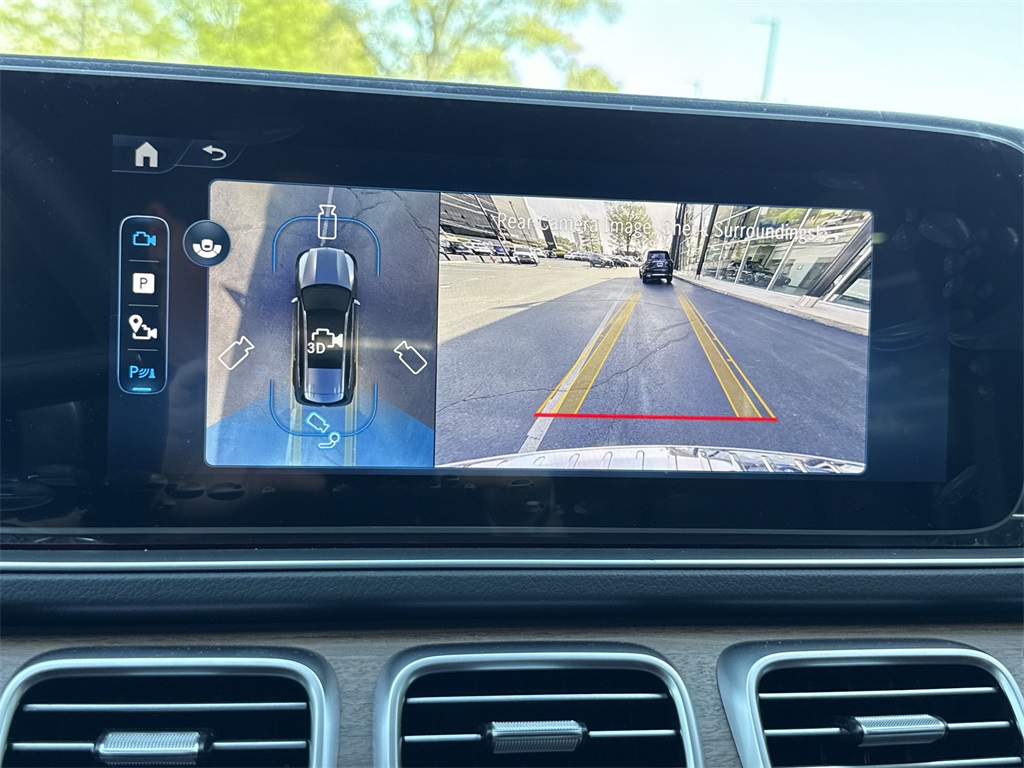 2025 Mercedes Benz GLS 450 4MATIC photo 31