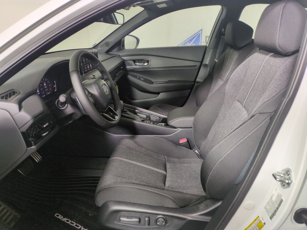 2025 Honda Accord Hybrid Sport photo 8