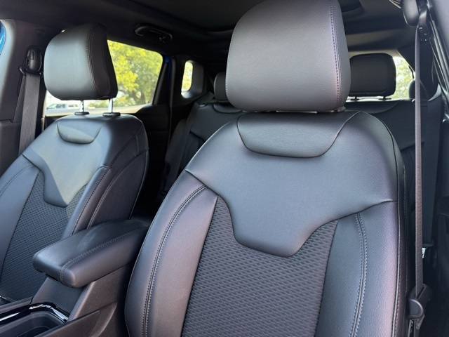 2025 Jeep Compass North Edition Latitude photo 13