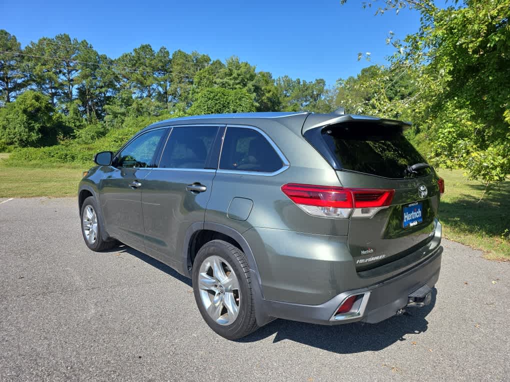 2018 Toyota Highlander Limited photo 2