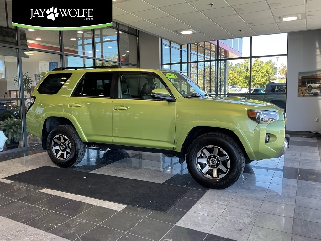 2023 Toyota 4Runner TRD Off-Road Premium's photo