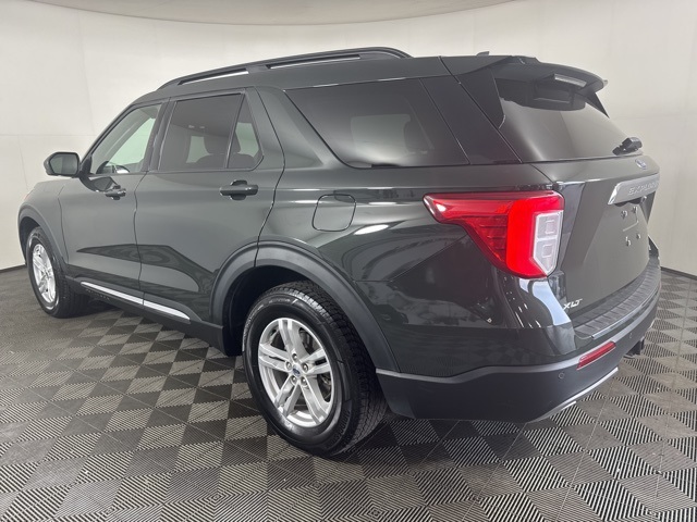 2022 Ford Explorer XLT photo 5