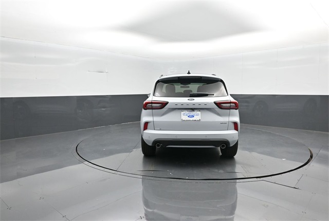2025 Ford Escape ST-Line Elite photo 4
