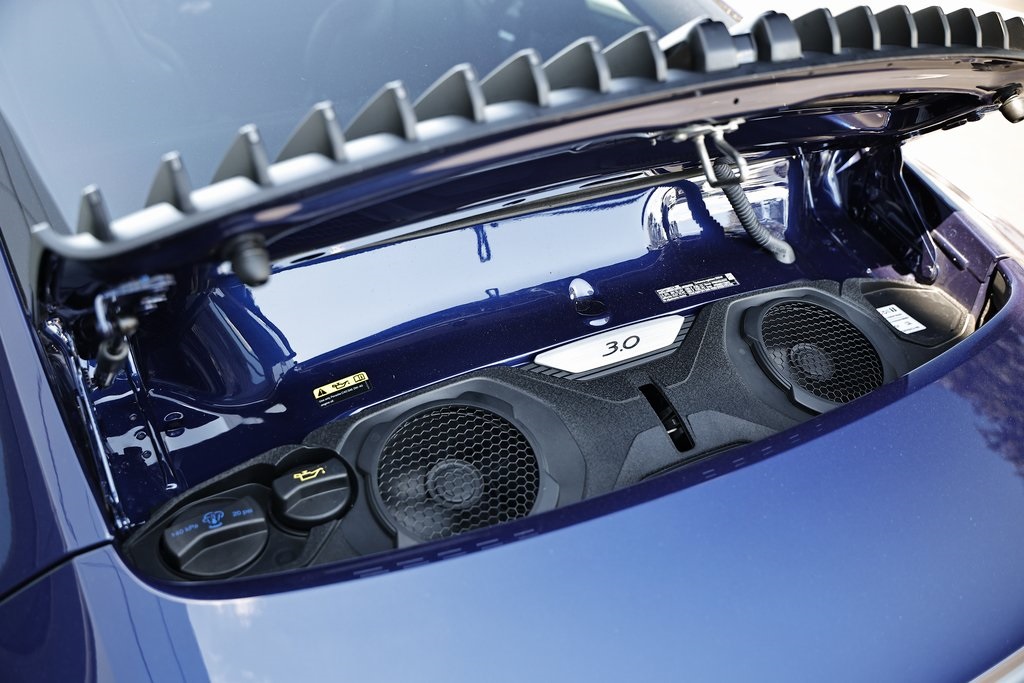 2023 Porsche 911 T photo 27