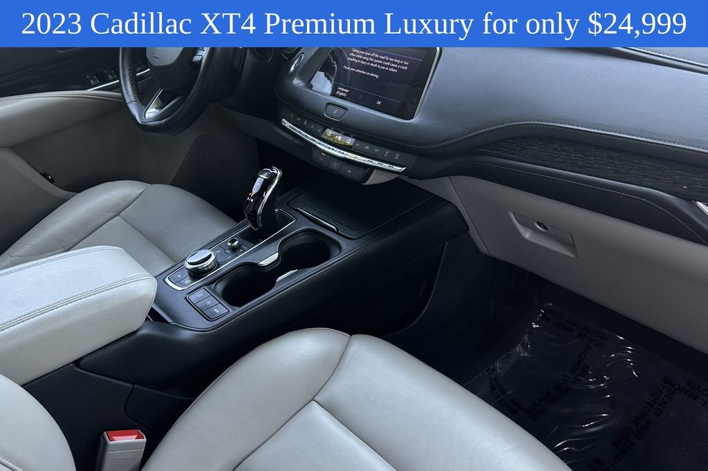 2023 Cadillac XT4 Premium Luxury photo 15