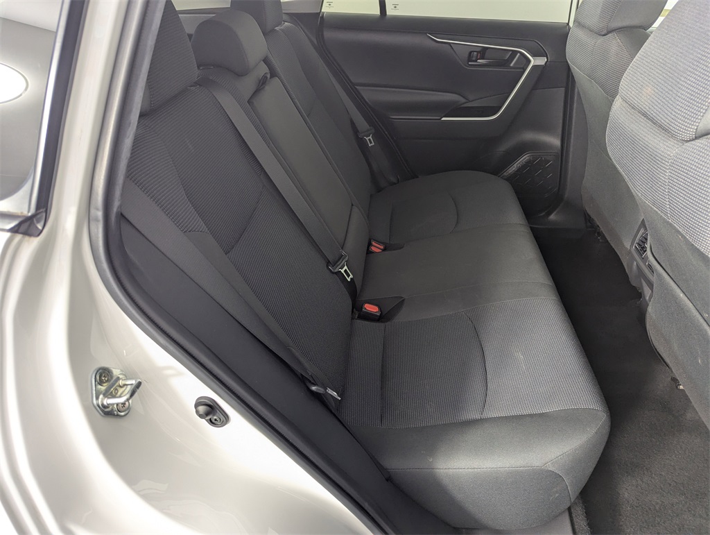 2023 Toyota RAV4 LE photo 29