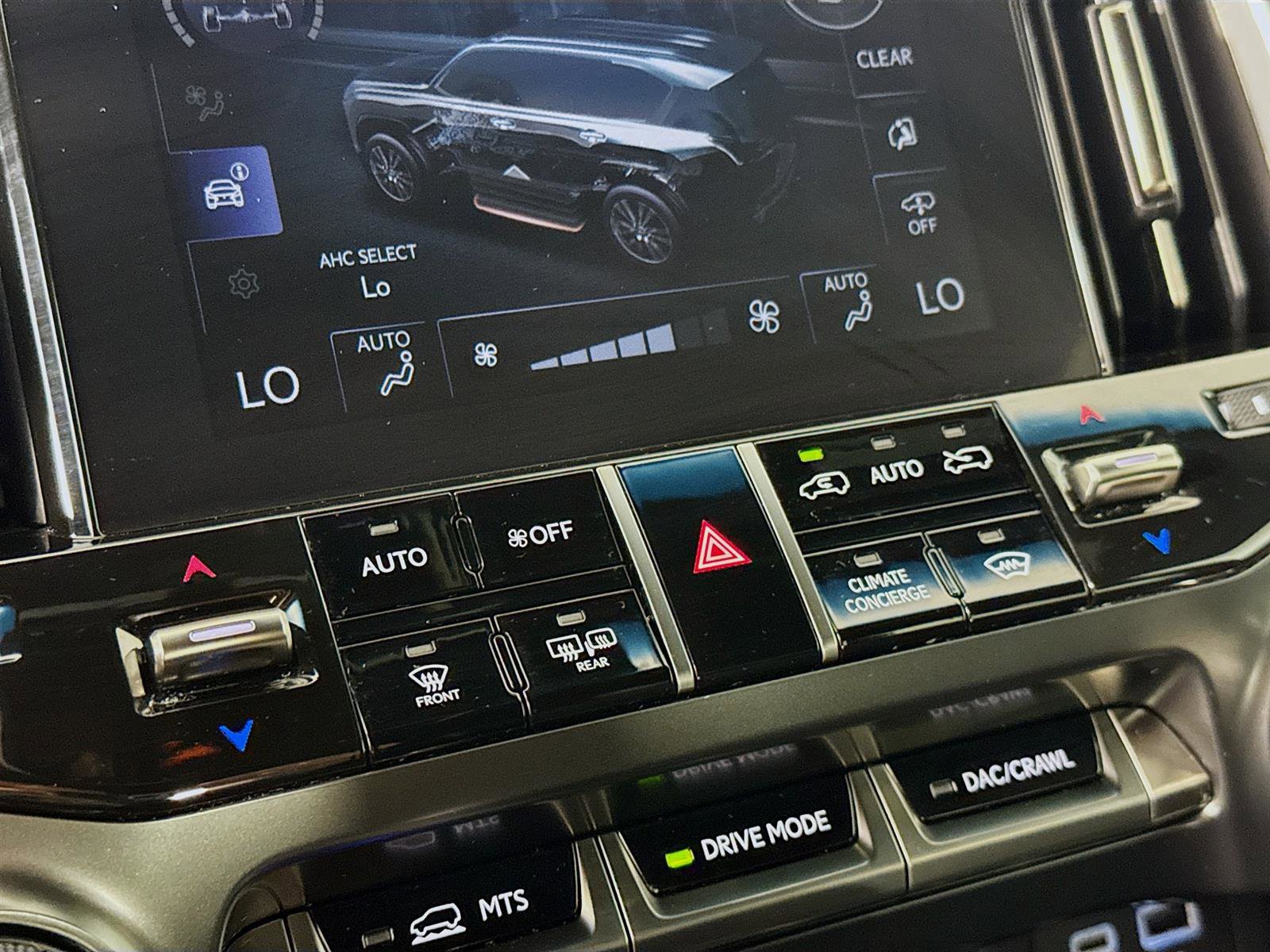 2023 Lexus LX 600 Ultra Luxury photo 16