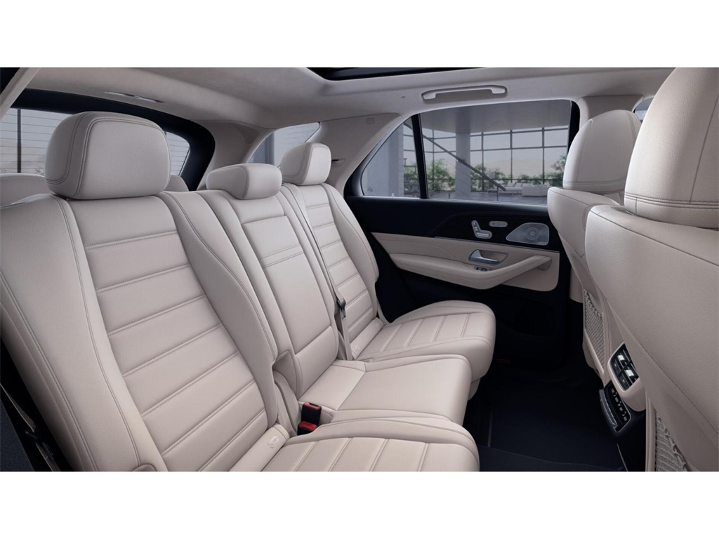 2023 Mercedes Benz GLE 450 4MATIC photo 4
