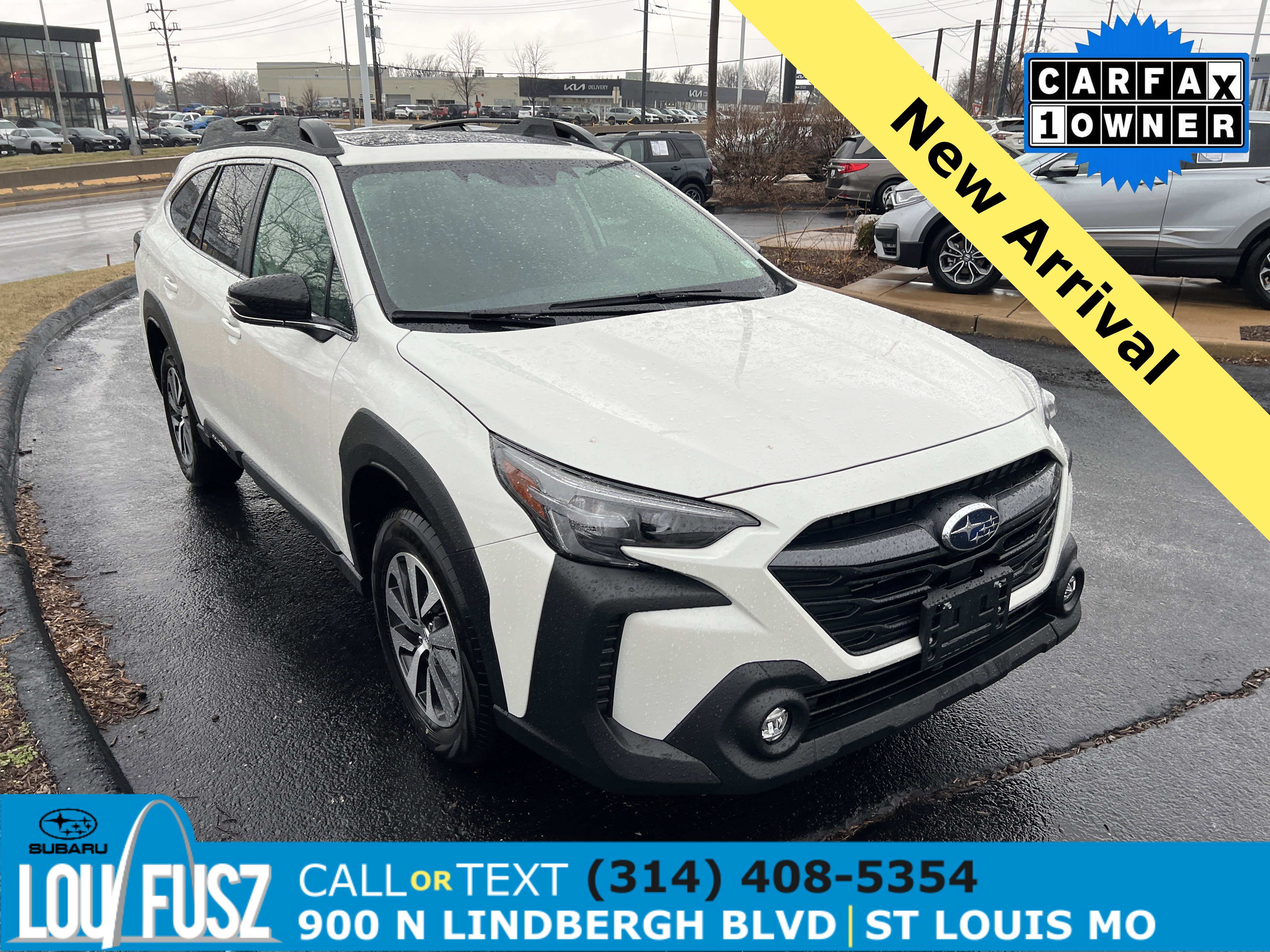 2025 Subaru Outback Premium's photo