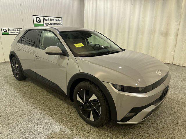 2026 Hyundai IONIQ 5 SEL's photo