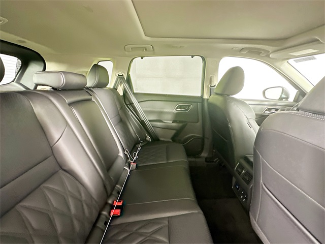 2026 Nissan Rogue Platinum photo 21