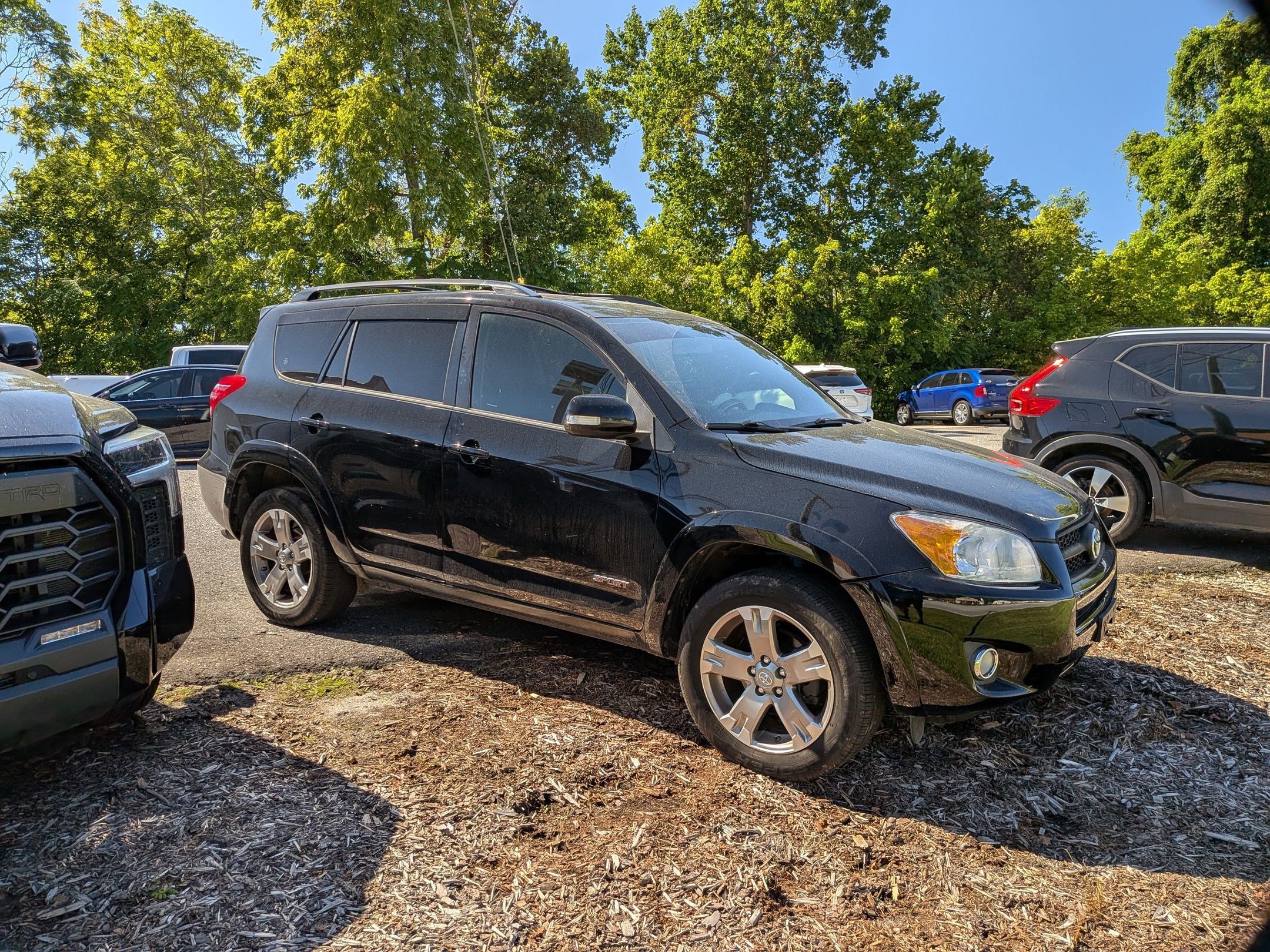2010 Toyota RAV4 Sport photo 4