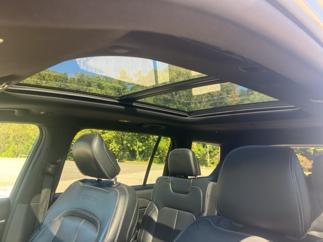 2023 Jeep Grand Cherokee Overland photo 33