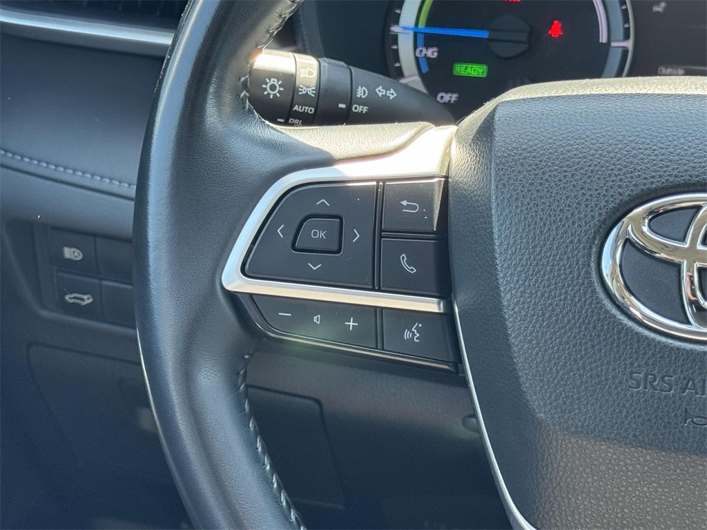 2023 Toyota Highlander Hybrid LE photo 20
