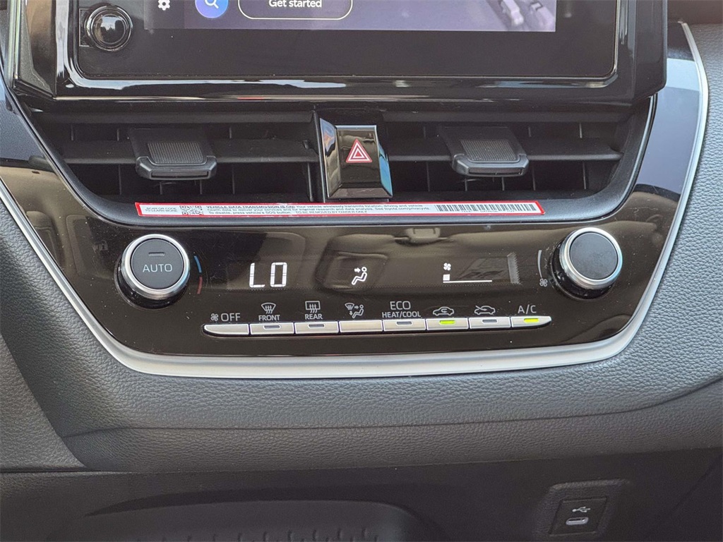 2025 Toyota Corolla LE photo 19