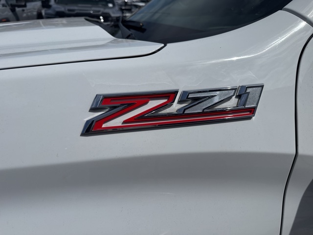 2022 Chevrolet Silverado 1500 RST photo 3