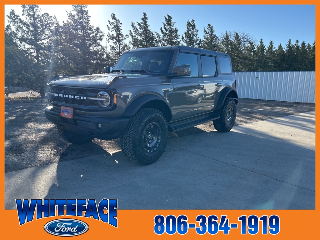 2025 Ford Bronco 4-Door Outer Banks's photo