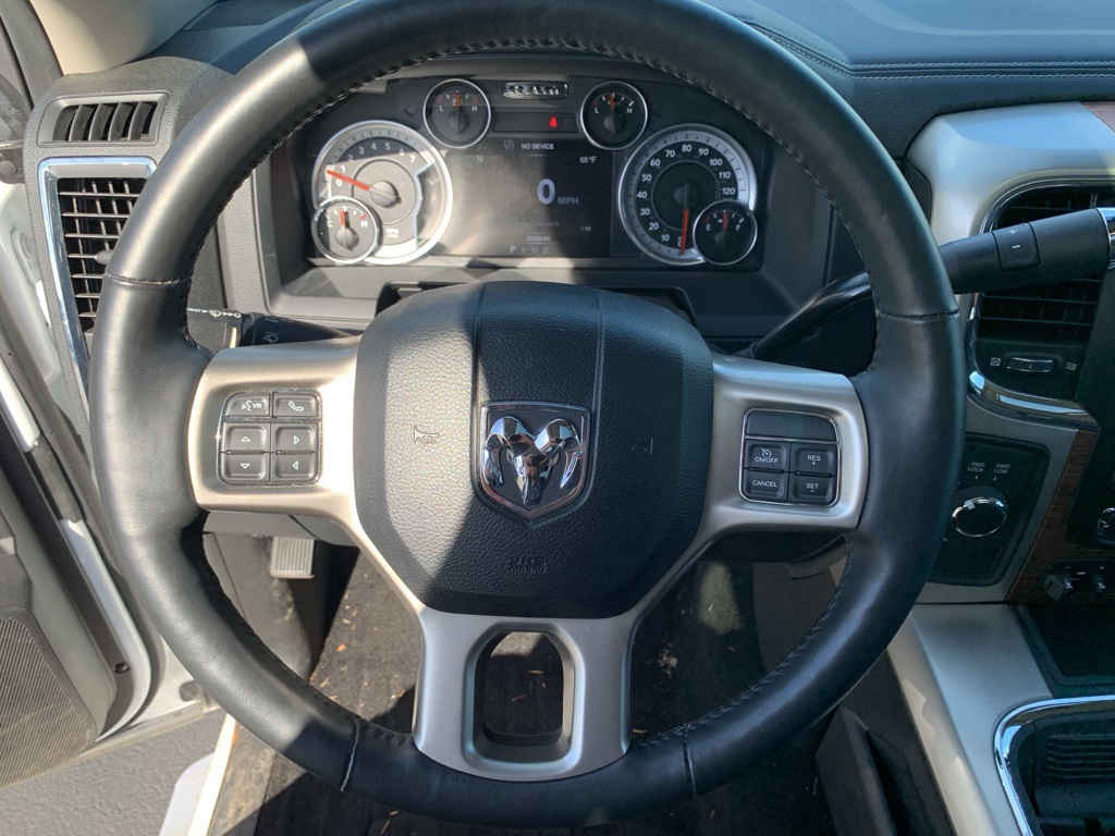 2016 Ram 2500 Laramie photo 12