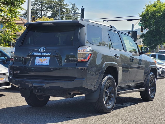 2024 Toyota 4Runner SR5 photo 5