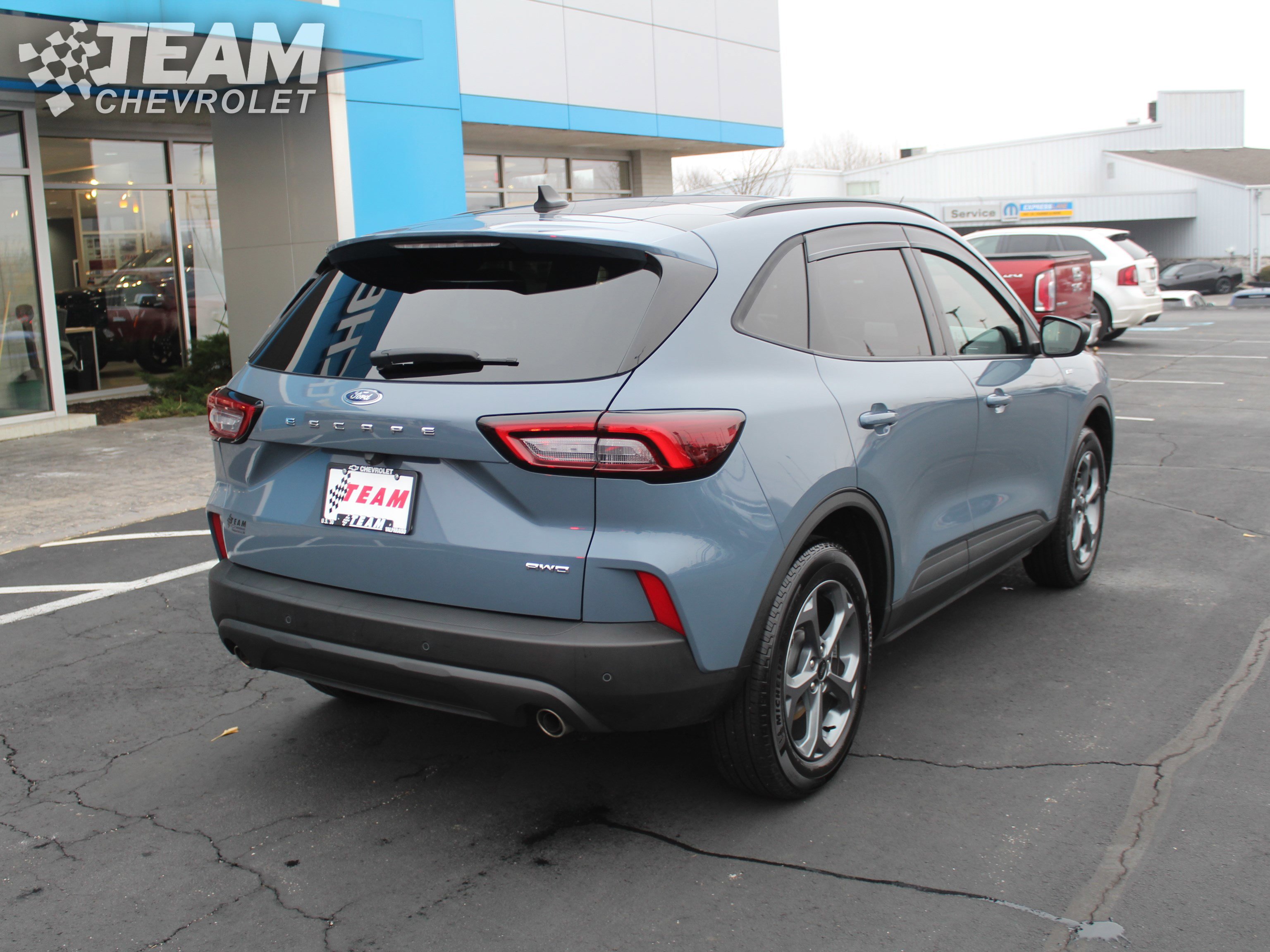 2025 Ford Escape ST-Line photo 4