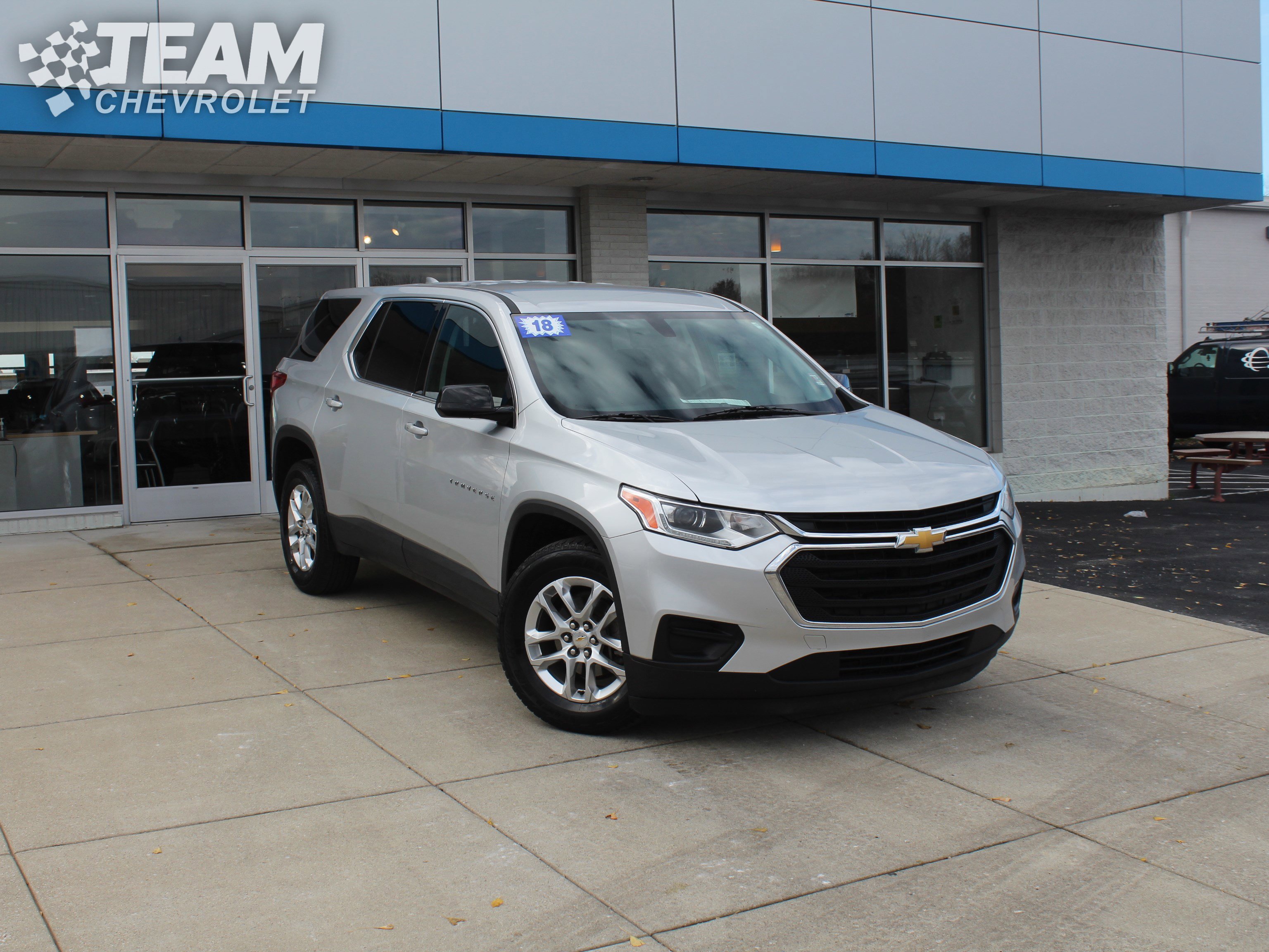 Used 2018 Chevrolet Traverse LS with VIN 1GNERFKW2JJ151618 for sale in Valparaiso, IN
