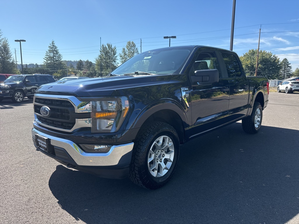2023 Ford F-150 XLT photo 3