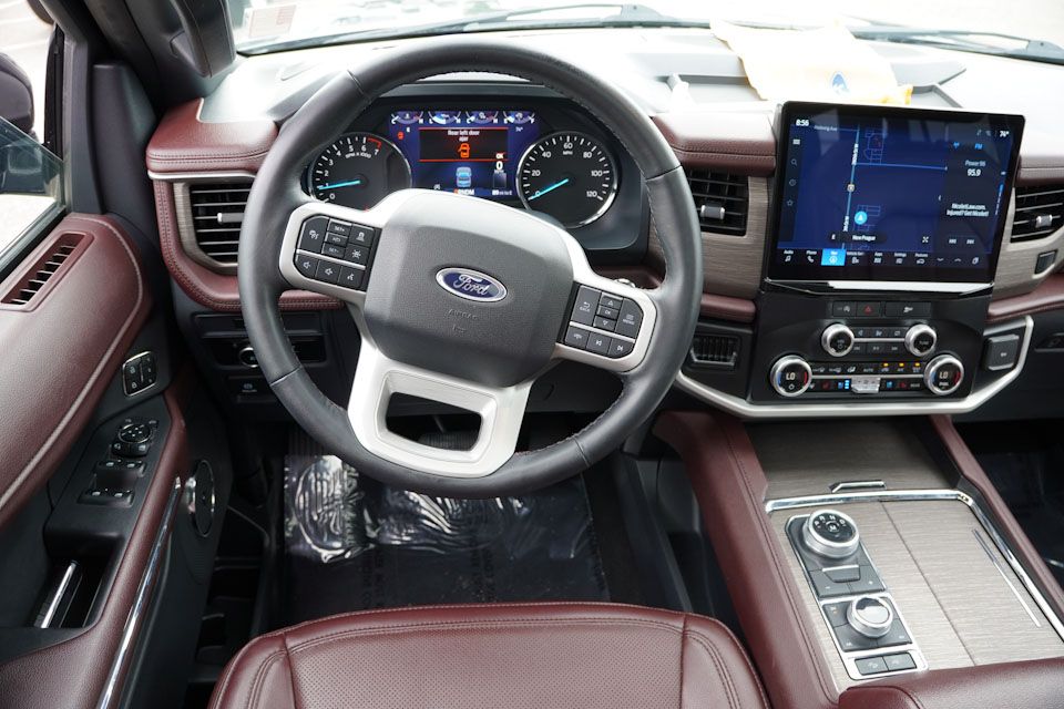 2024 Ford Expedition Limited photo 21