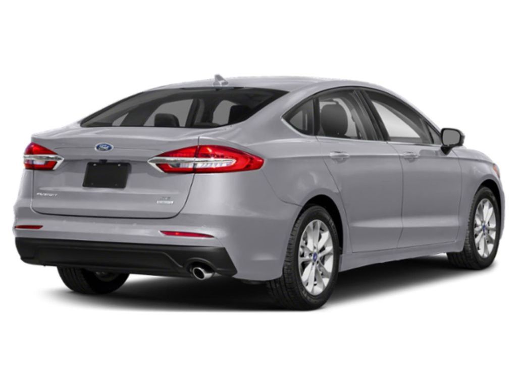 2020 Ford Fusion SE photo 2