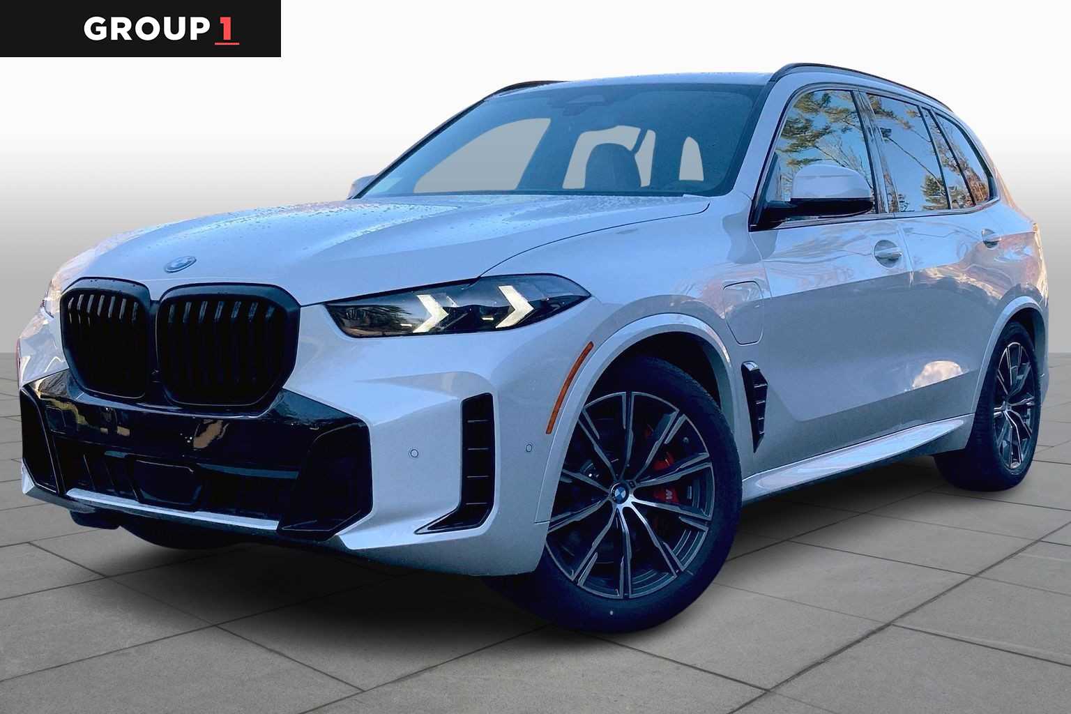 2026 BMW X5 50e's photo