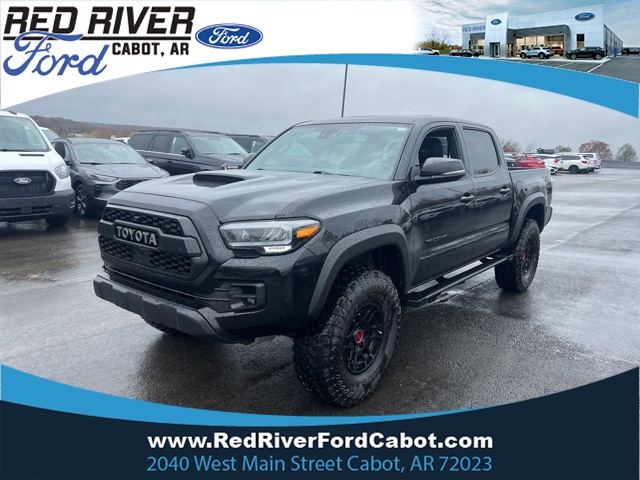 2023 Toyota Tacoma TRD Pro's photo