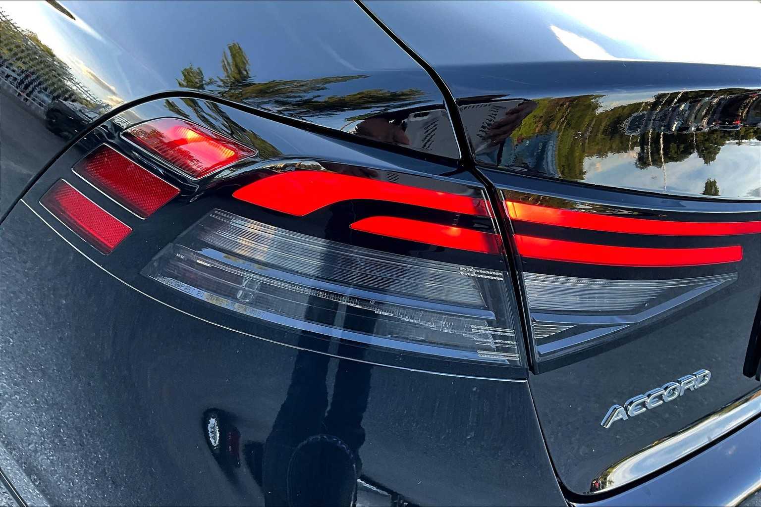 2024 Honda Accord Hybrid Touring photo 26