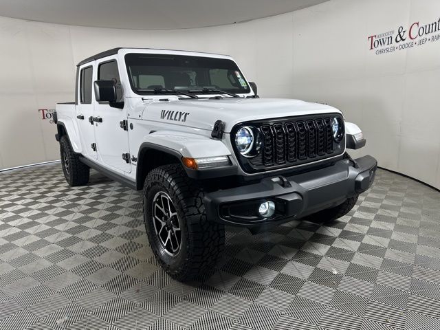 2024 Jeep Gladiator Willys photo 3