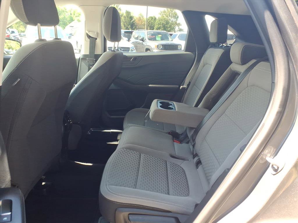 2022 Ford Escape SE photo 17