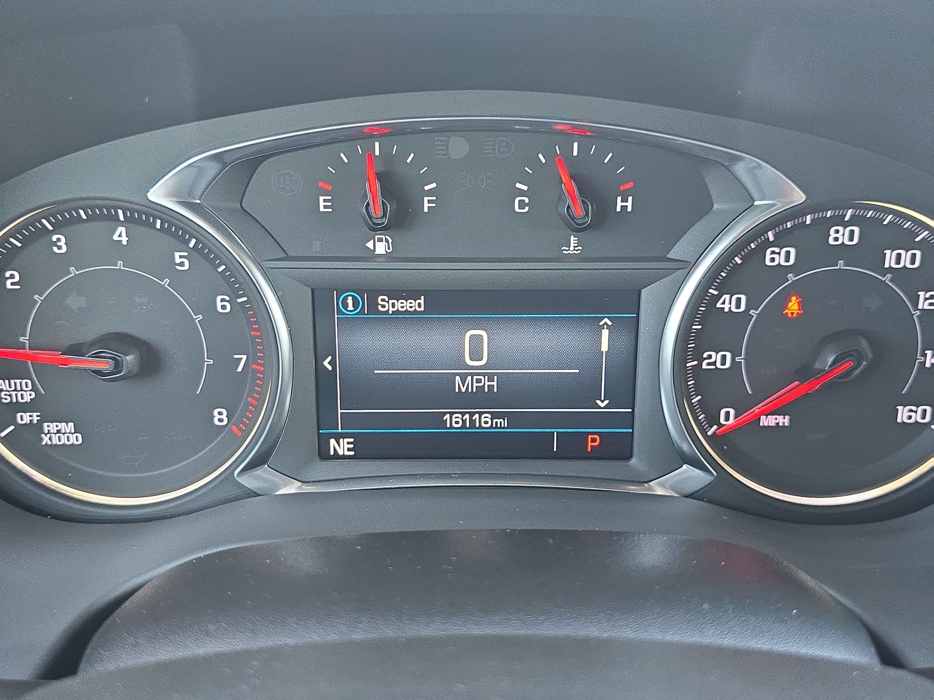 2023 Gmc Acadia SLE photo 48