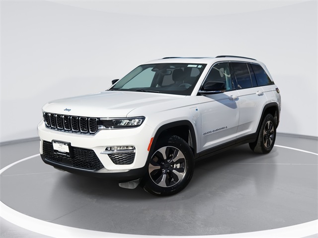 2024 Jeep Grand Cherokee 4xe's photo