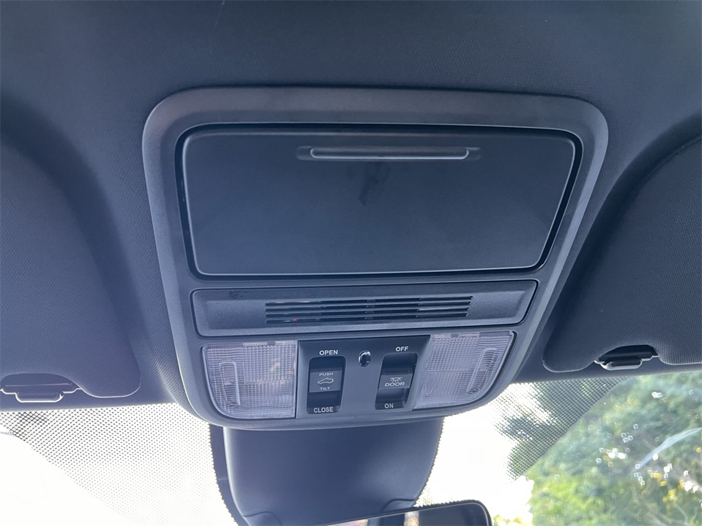 2024 Honda Odyssey Sport photo 34