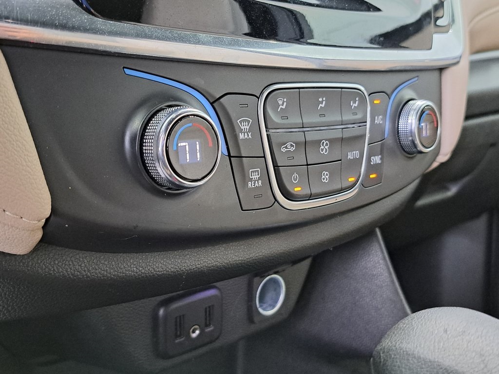 2023 Chevrolet Traverse LS photo 15