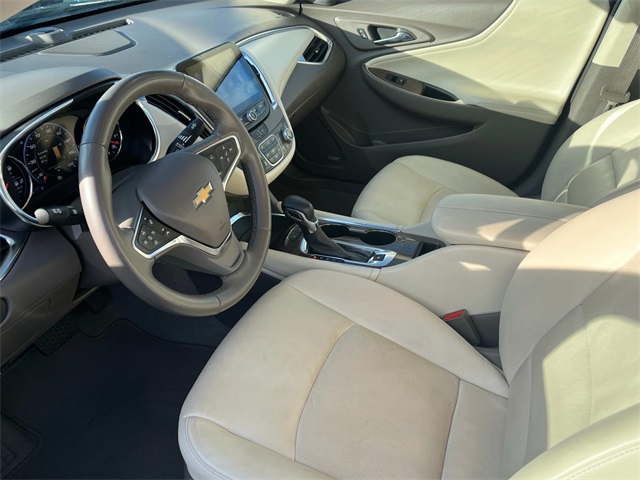 2024 Chevrolet Malibu Premier 2LT photo 24